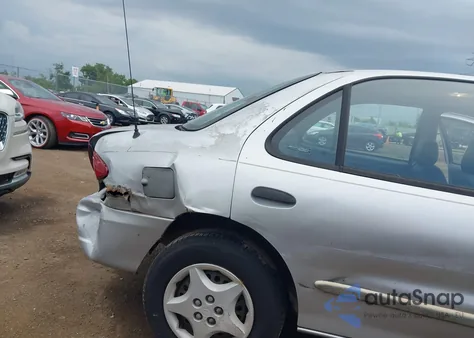 2000 Chevrolet Cavalier из США, поврежденный, VIN 1G1JC5245Y7362961